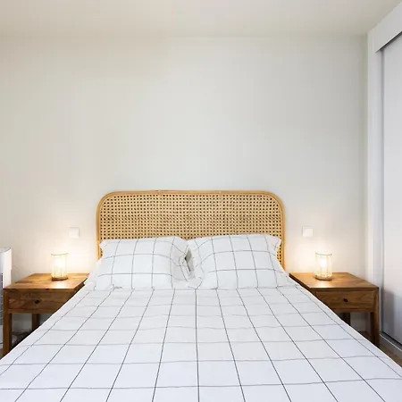 Home2book Nordes Pool & Terrace, דירה *