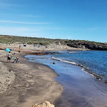 Home2book Nordes Pool & Terrace,