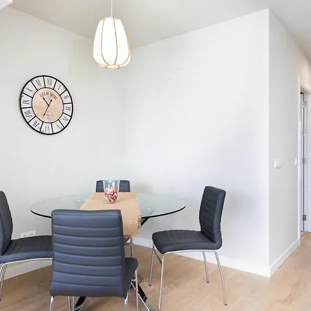 公寓 Home2book Nordes Pool & Terrace,