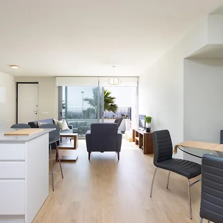 公寓 Home2book Nordes Pool & Terrace,